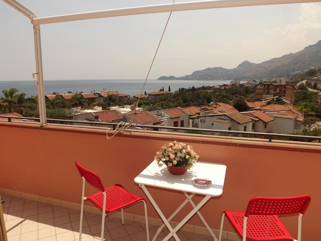 Villa Jovanna Letojanni Ruang foto