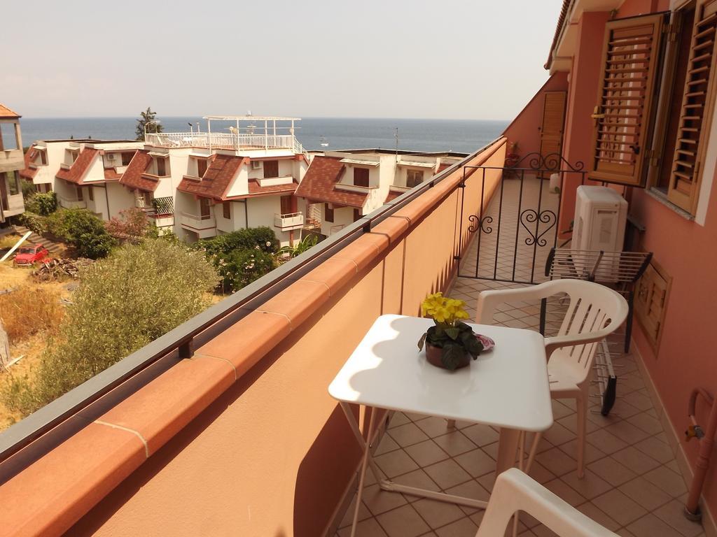 Villa Jovanna Letojanni Ruang foto